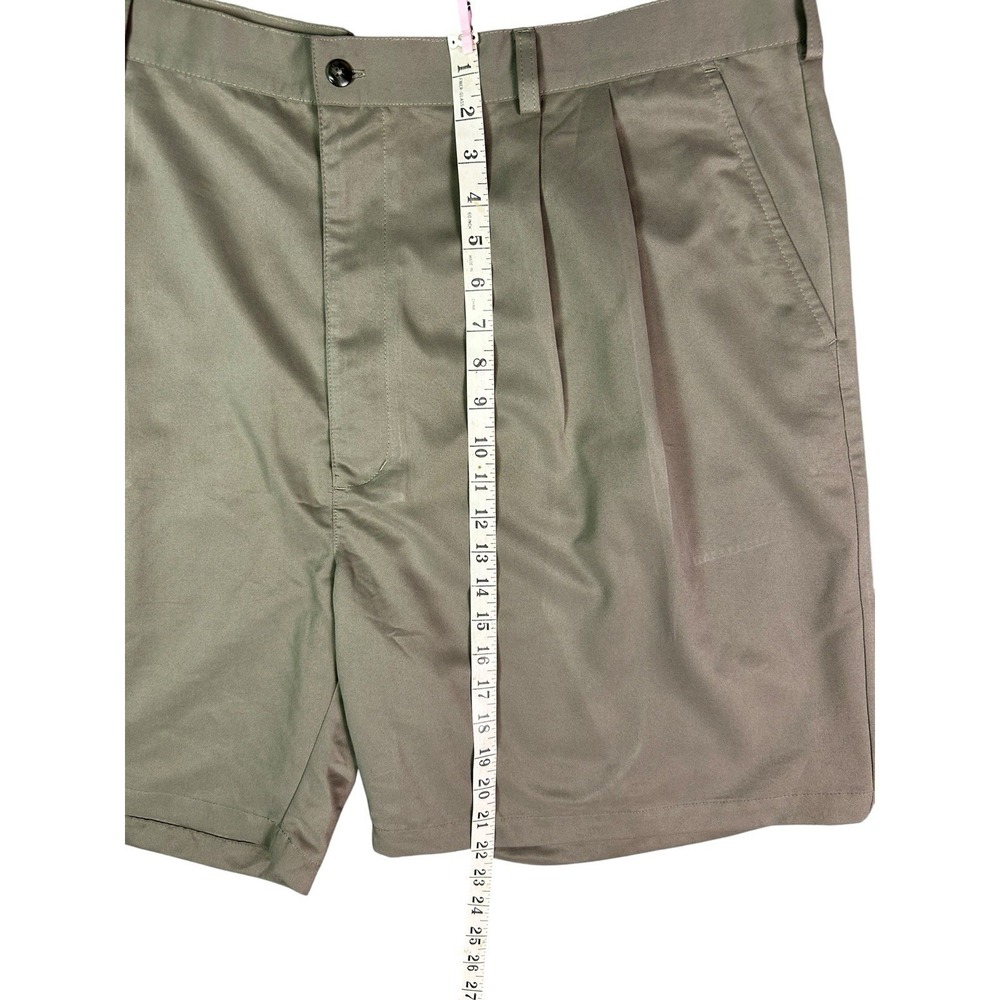 Croft & Barrow Microfiber Pleat Front Golf Shorts Men's Size 44 - Picture 3 of 7